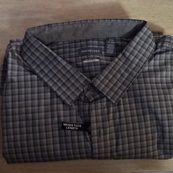 Van Heusen Men's Dress Shirt