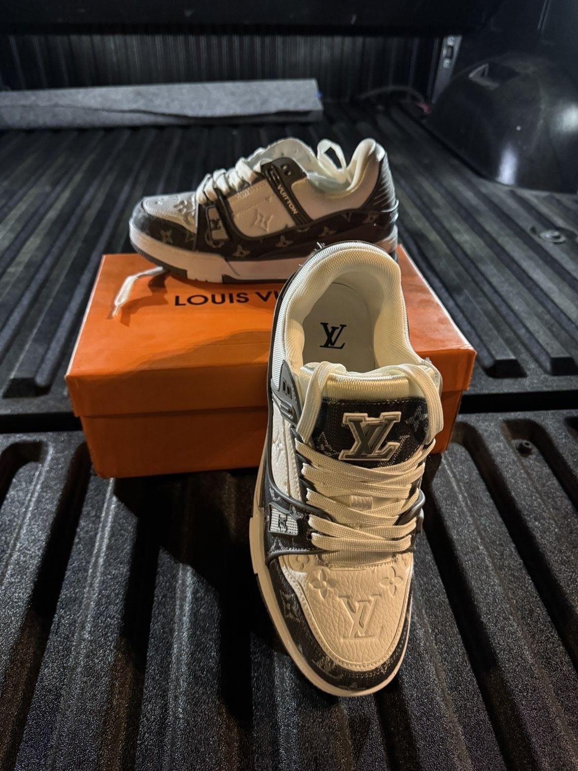 Size 41 Brand New Louis Vuitton Trainer