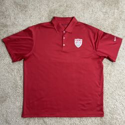 USA SOCCER FIFA WORLD CUP NIKE FC / AUTHENTIC USMNT Men’s Golf Polo Shirt DRI-FIT Jersey w/ Crest Badge / Men’s X-Large / Like New w/o Tags!