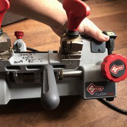 FLASH 008 SILCA COMPACT KEY DUPLICATOR
