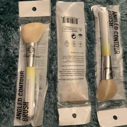 Face Brush