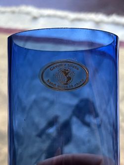 Cavalier cylinder vase