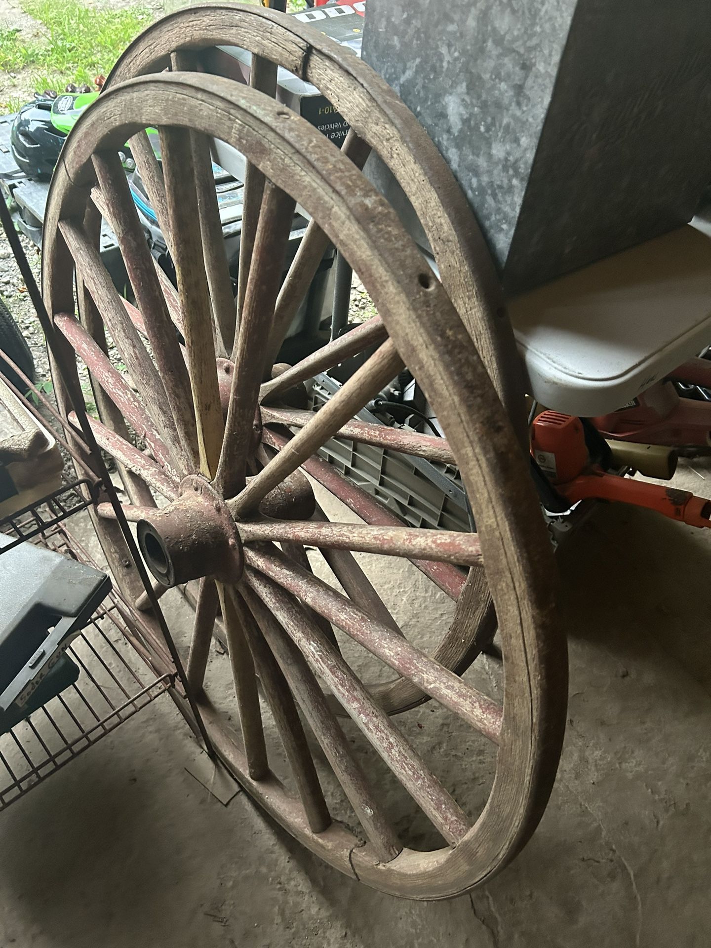 Antique Wagon Wheels