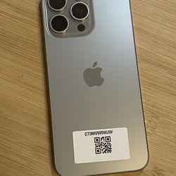 iPhone 15 Pro Max Fully Unlocked 