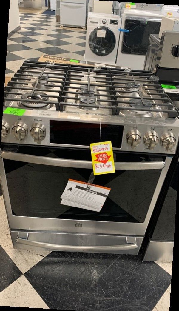 BRAND NEW GE PGS930SELSS GAS STOVE