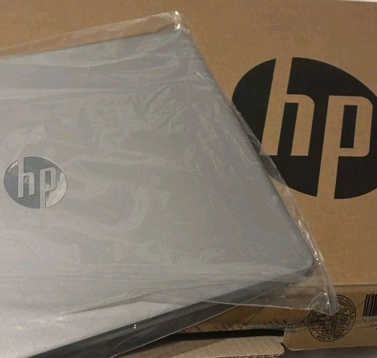 BRAND NEW HP LAPTOP