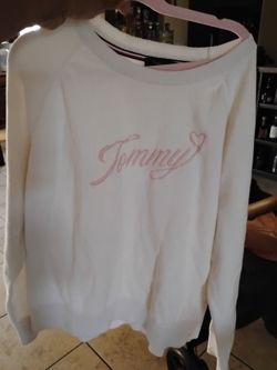 Tommy sweater