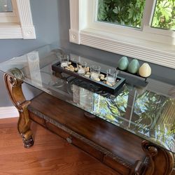 Beautiful Solid Wood Sofa  / Entrance  Table