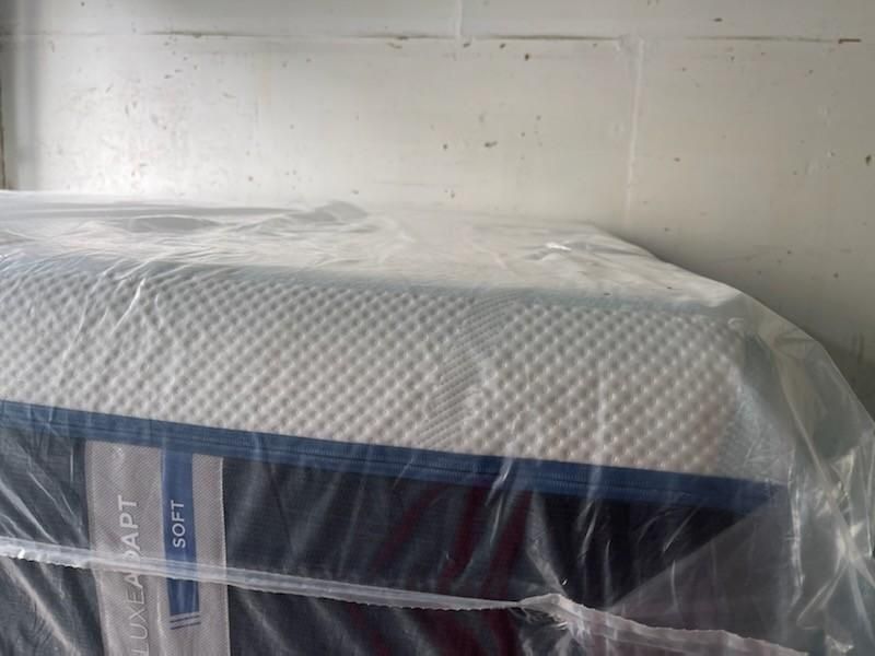 King Queen Size Tempurpedic ProAdapt, ProBreeze, LuxeBreeze Mattress Pro Breeze /Luxe Adapt /Pro Adapt /Adapt /cloud /Tempur pedic contour Supreme