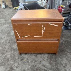 Dresser 