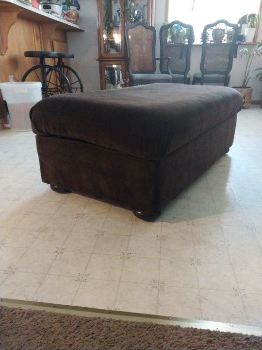 Big Ottoman