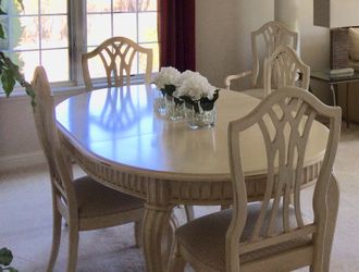 Stanley Dining Room Table and Chairs