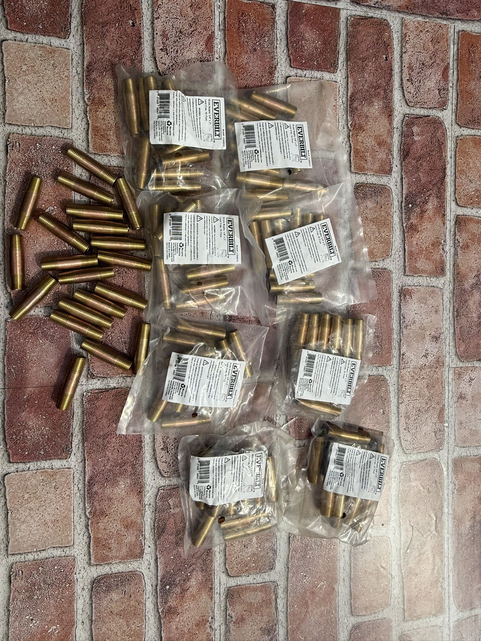 100 Pc 1/4 in. x 2 in. MIP Brass Nipple Fitting