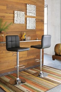 Single barstool