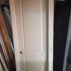 28x80 Hollow Door Interior Wide Frame Have Little Stain,Need Paint 