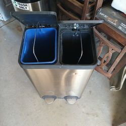 Bote Para Basura Y Reciclaje