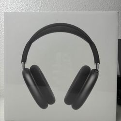 AirPod Maxes