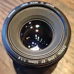 Canon EF 50mm F1.4 (Excellent condition)