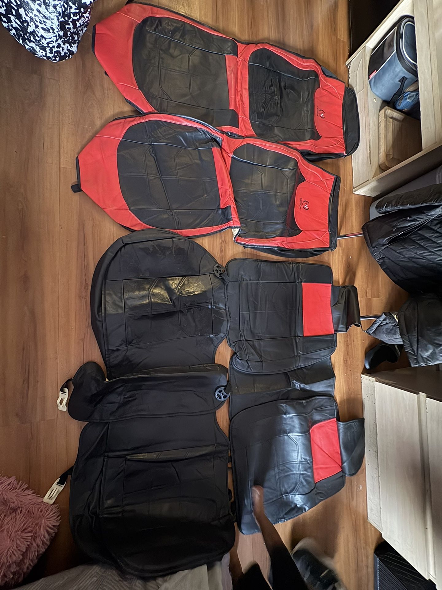 HN CAR SEAT COVERS
