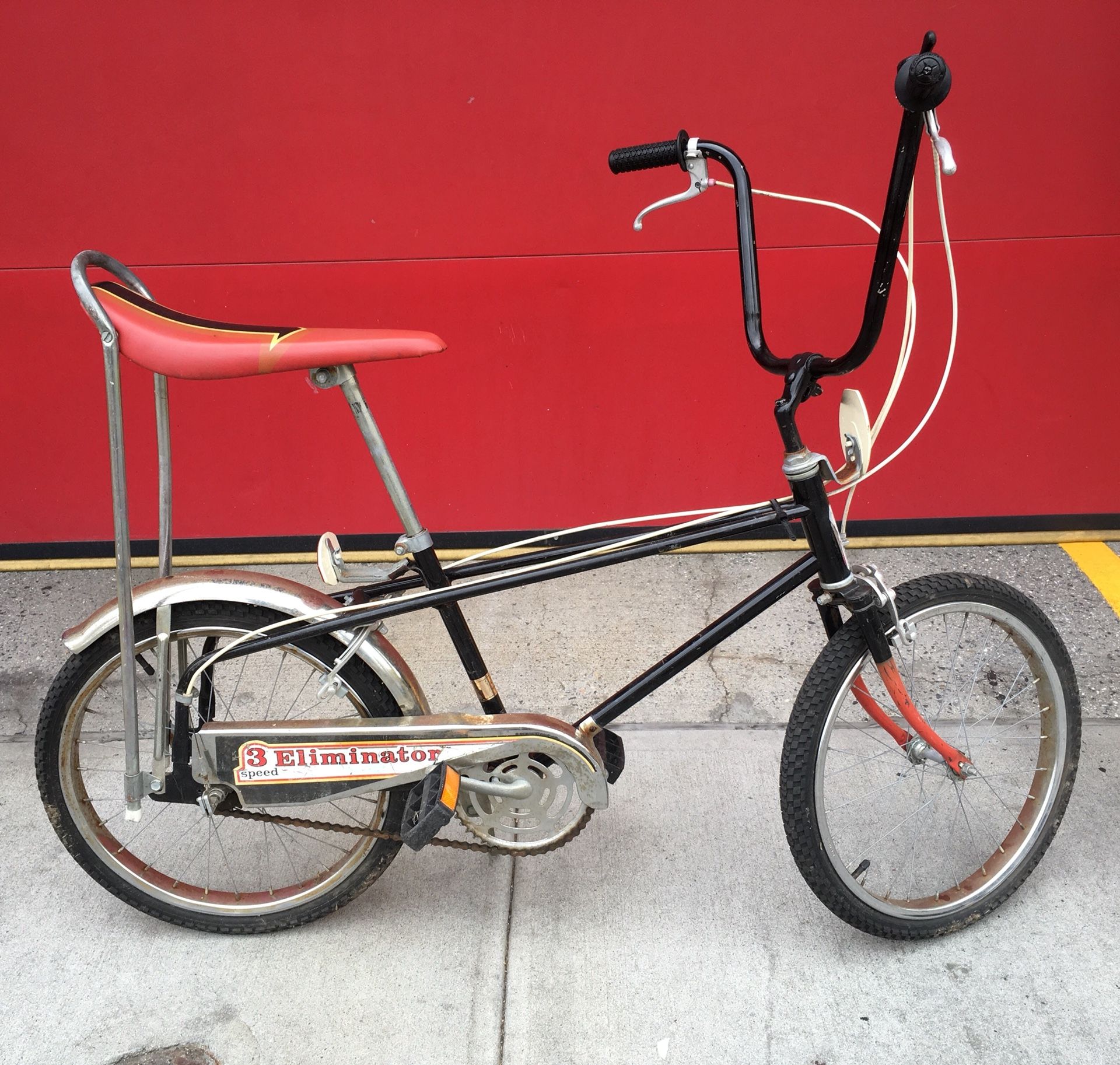 Vintage 1977 Murray Eliminator 3 Speed bicycle