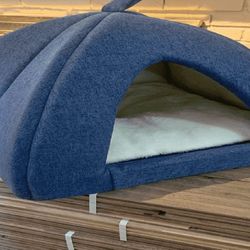 Silky & Soft Pet Bed - Supreme Comfort for Your Beloved Pet sing it