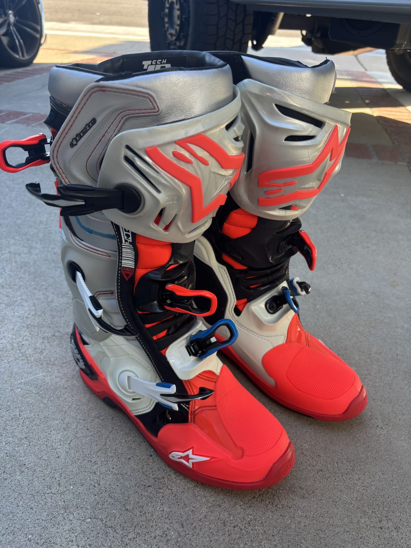 AlpineStars Tech 10s - Size 9 - BRAND NEW