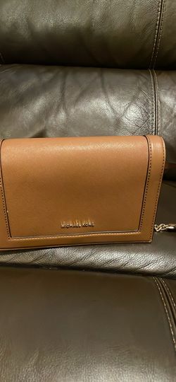 Micheal Kors Crossbody Purse and Wallet 