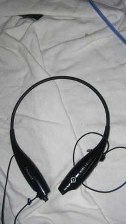 Bluetooth Poloroid Headphones