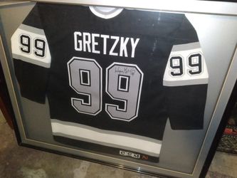 Wayne Gretzky's  Signed Jersey