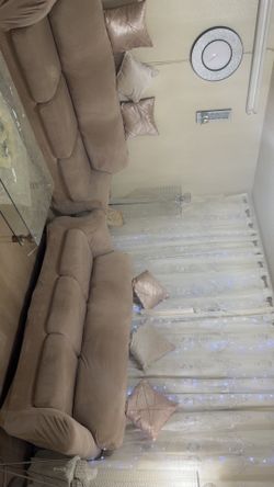 2 sofie and one one armchairs