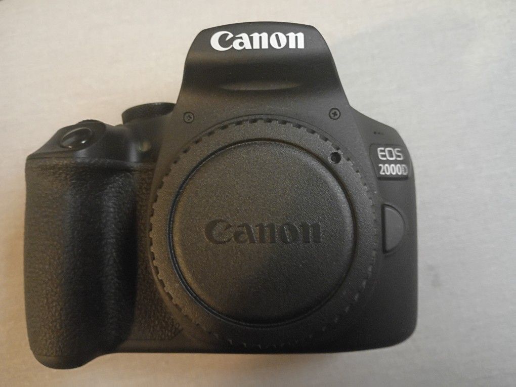 Canon  EOS 2000D