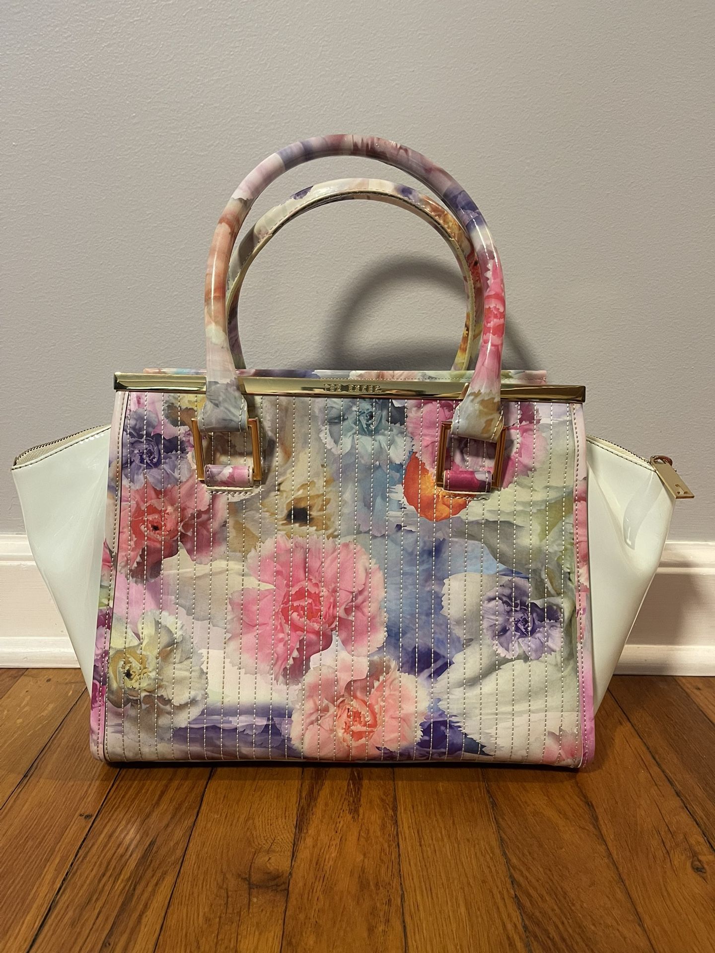 Beautiful Ted Baker Patent Leather Handbag