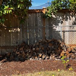 Split Seasoned Fire Wood 100 Each Cord