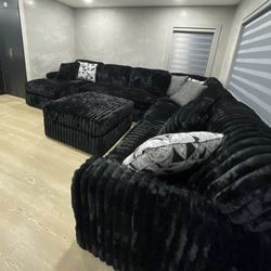 Brand New Ashley’s Midnight Madness Sectional 