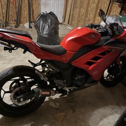 2016 Ninja 300