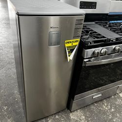 Klasse 24in Refrigerator Ir Freezer 4 months Warranty