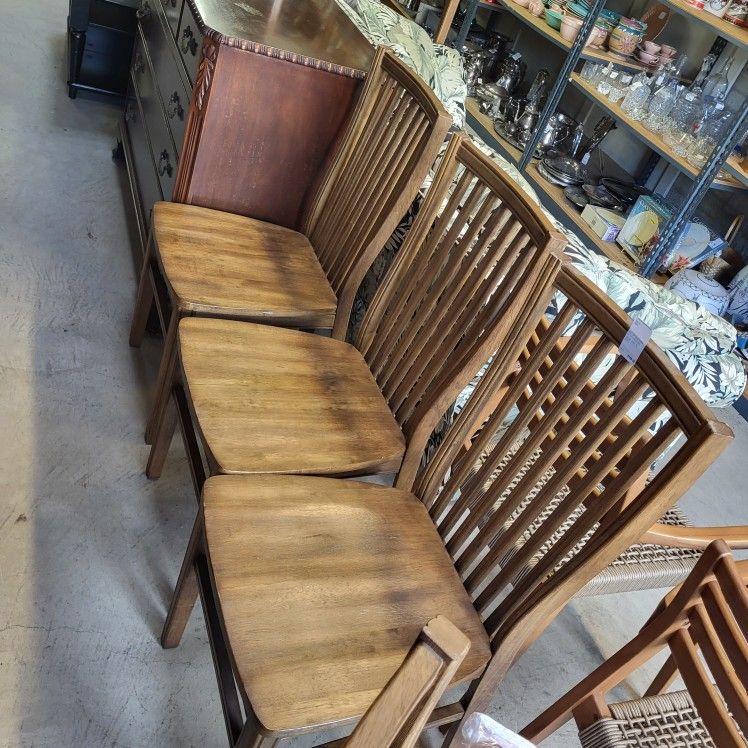 Set Of (4) Dining Chairs. $188 Firm. ( With Or Without Cushions)