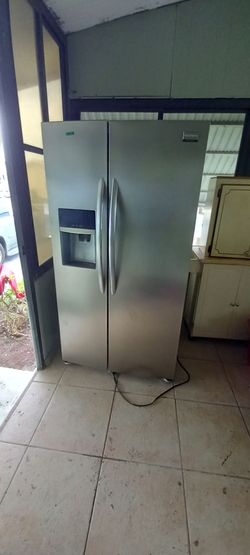 Frigidaire fridge Refrigerador