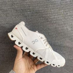 On Cloud 6 cream white 