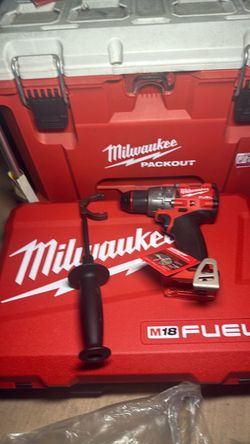 Milwaukee m18 fuel 1/2 Hammer drill/driver (NEW)