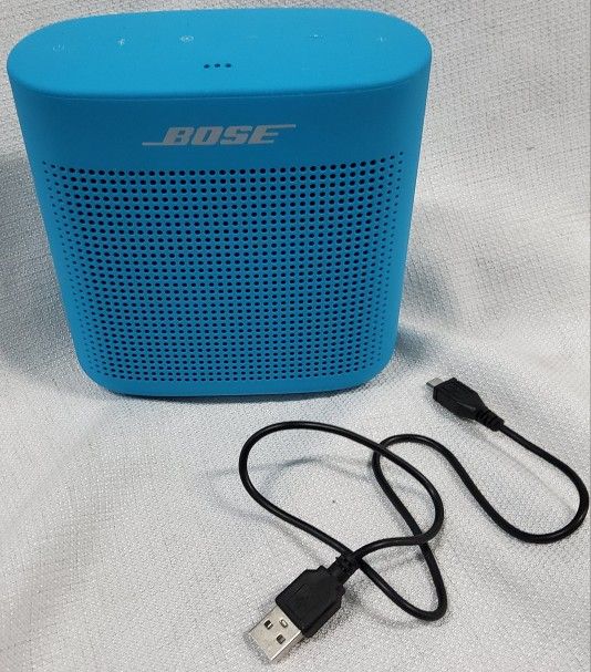 Excellent Like New Condition! Bose SoundLink Color II Bluetooth Speaker