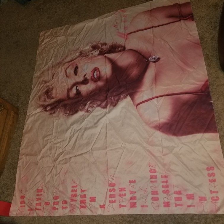 XL Marilyn monroe Cloth Tapestry Poster