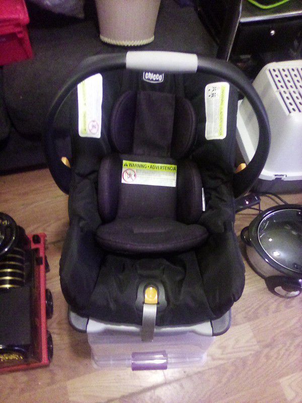 Chicco Infant To Toddler Carseat