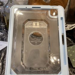 Brand New Apple Air4 iPad Case With Stand And Screen Protector