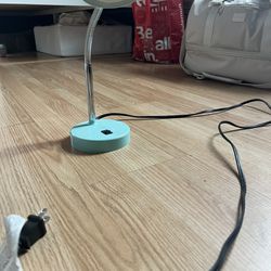 Target Lamp With USB