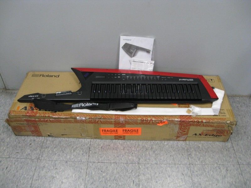 Roland AX-Edge 49-Key Keytar Shoulder Synthesizer Black