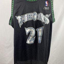 Men’s vintage y2k Kevin Garnett Minnesota Timberwolves #21 NBA basketball Reebok Jersey size XL color black and green