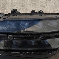 GENESIS GV60 LEFT DRIVER HEADLIGHT 2022 2023 2024 XENON