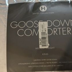  GooseComforter King Size - Macy's - Hotel Collection- New  In Package Price Tag $880 Selling For Less Than Half Price $400