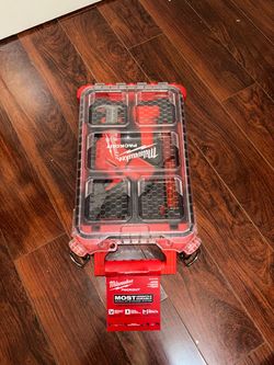 M12 Hacksaw & Milwaukee packout  &  m12 insert